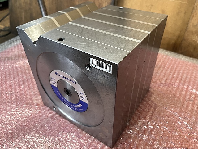 C175527 枡形マグネットブロック カネテック KYA-18_3