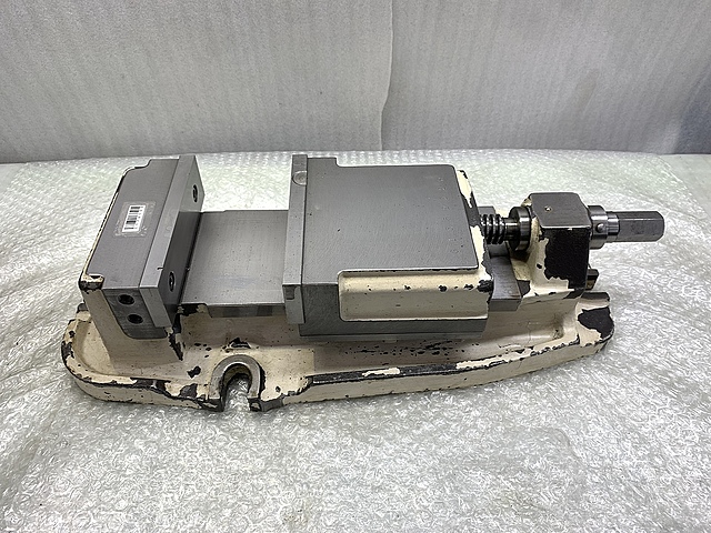 C176503 マシンバイス 津田駒 VG-150_0