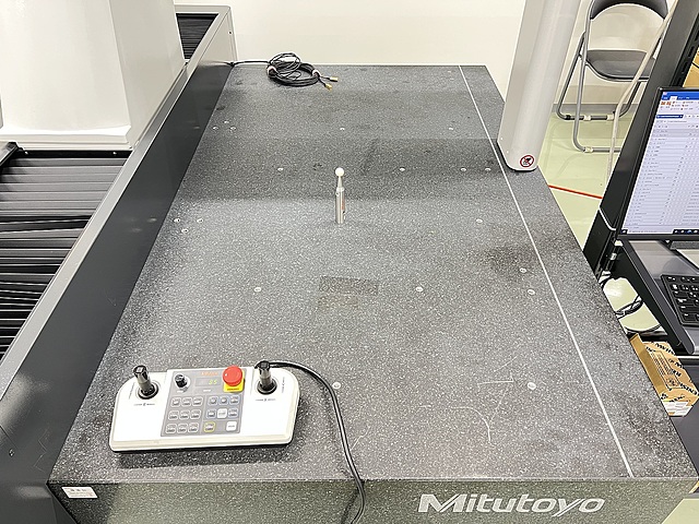 C171274 三次元測定機 ミツトヨ CRYSTA-Apex V7106_4