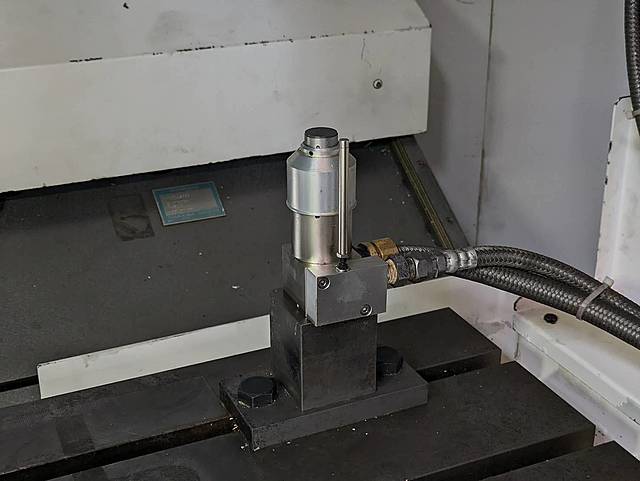 P008887 立型マシニングセンター オークマ MILLAC-611VⅡ_5