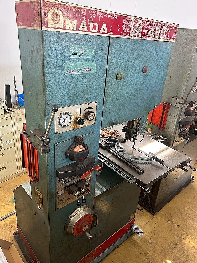 C161911 コンターマシン アマダ VA-400_0