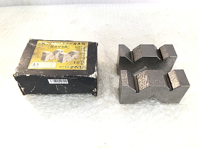 C178095 Vブロック ナベヤ E-140_1