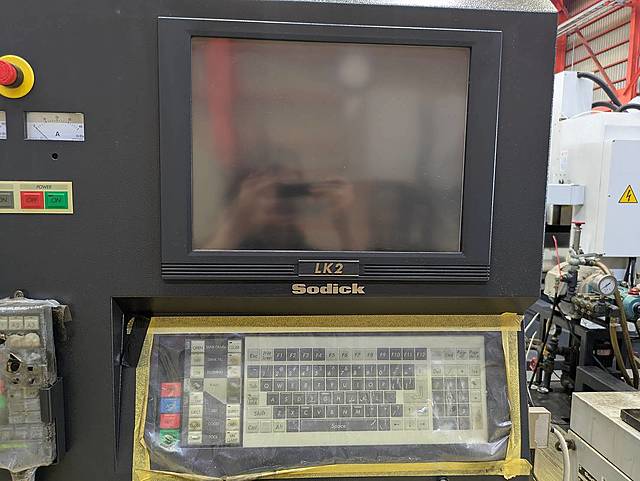 P008923 ＮＣ細穴放電加工機 ソディック K3HN_7