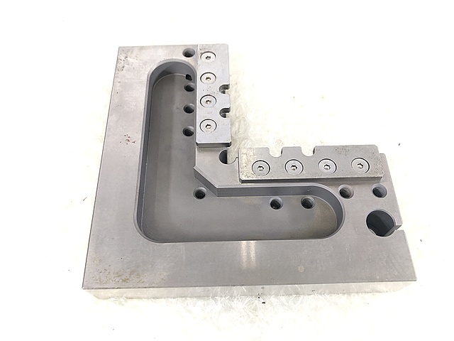 C178252 ワイヤーカット治具 ソディック_1