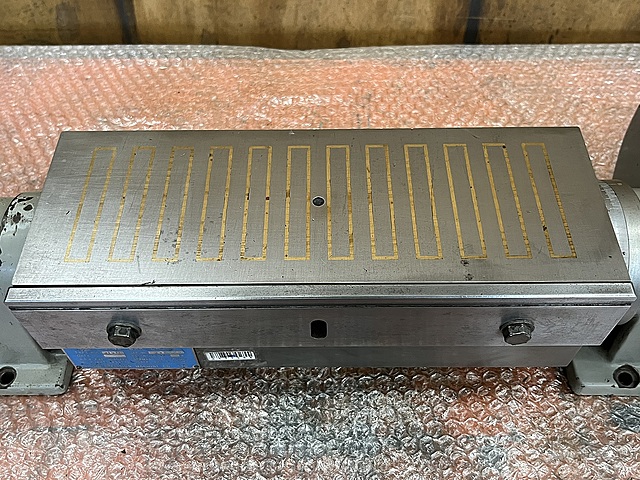 C177556 電磁チャック 日進 315LC_1