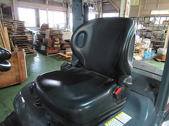 P009173 フォークリフト トヨタ 02-8FGL20_4