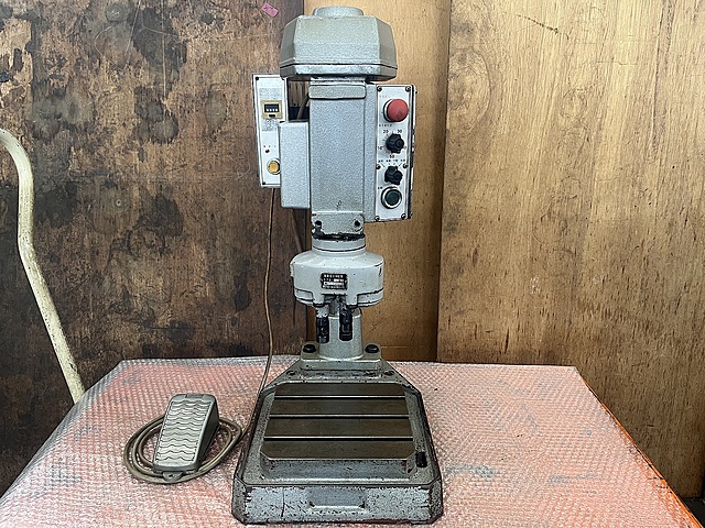 C177357 タッピング盤 ブラザー BT6-311