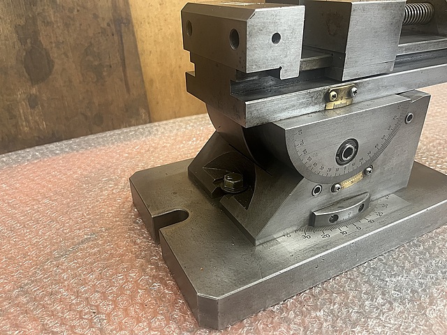 C178500 傾斜精密バイス -- 100_4