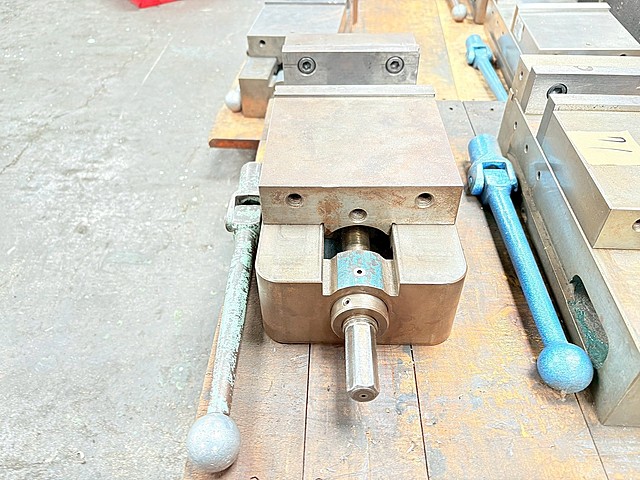 G005883 マシンバイス ナベヤ_2