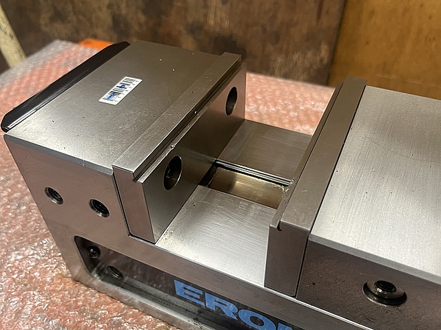 C178268 ロックタイト精密マシンバイス ナベヤ LTCV-125_1