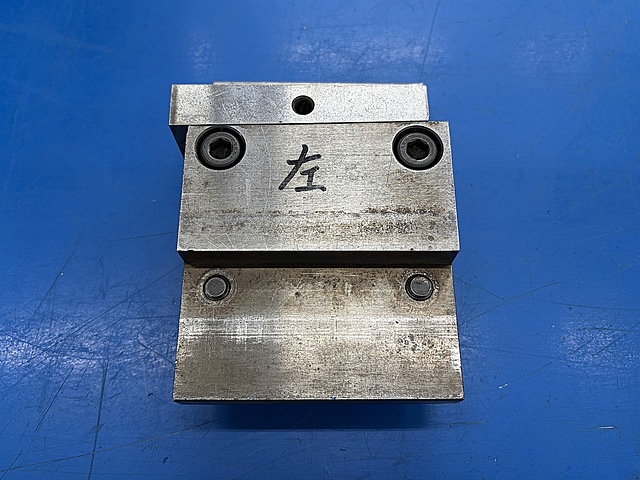 C120561 金型 アマダ_3