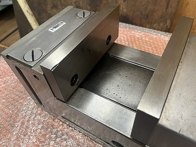 C178831 油圧バイス 武田機械 RTV-150_1