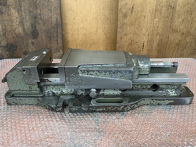 C179405 油圧バイス 武田機械 TK-150HVS