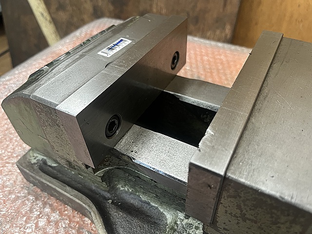 C179407 油圧バイス 武田機械 TK-150HVS_1