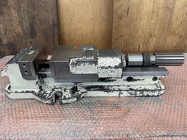 C179401 油圧バイス 津田駒 VH-150