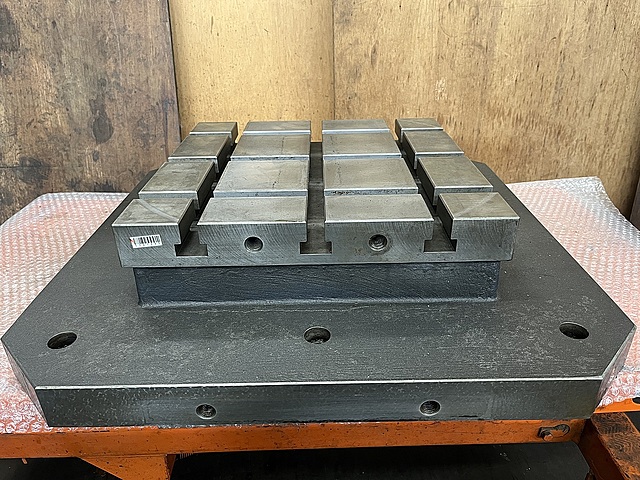 C167985 テーブル --