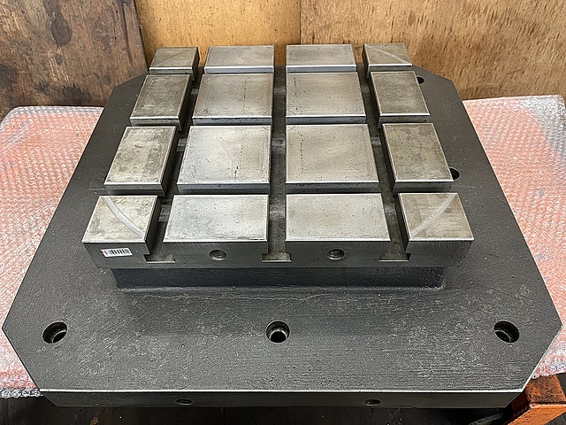 C167985 テーブル --_1