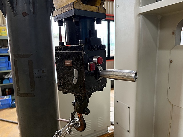 P008563 ラクラクハンド アイコクアルファ EK-180_2