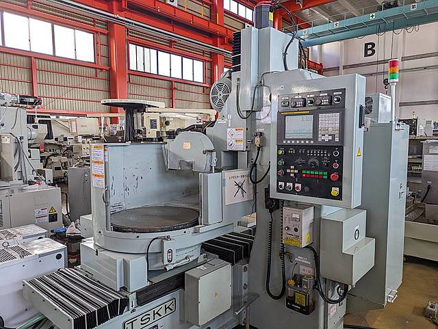 P008944 ＮＣロータリー研削盤 東京精機 TR-60NC