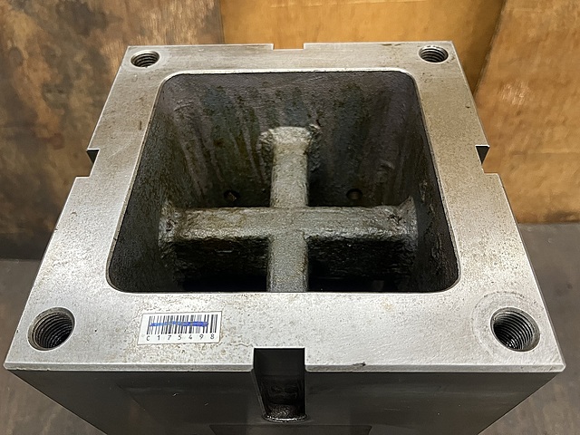 C175498 4面イケール --_1