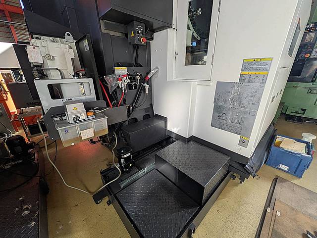 P008887 立型マシニングセンター オークマ MILLAC-611VⅡ_15