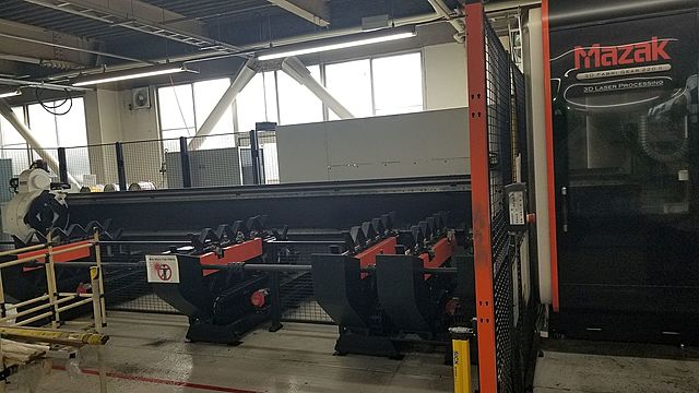 G005943 レーザー加工機 ヤマザキマザック 3D FABRI GEAR 220 MkⅡ_2