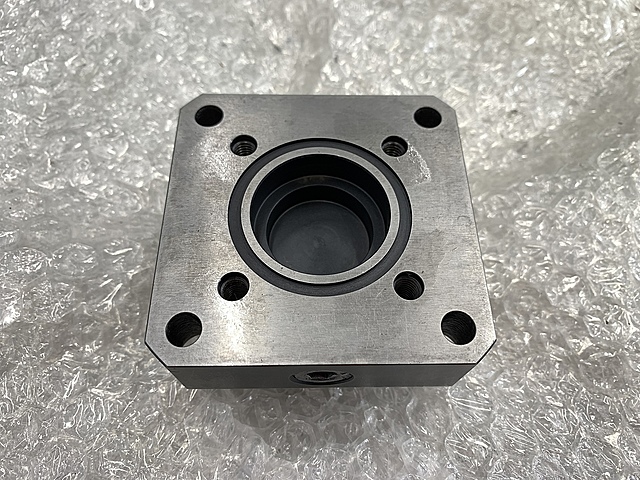 C181032 角フランジ付メスカップリング MST 222_2