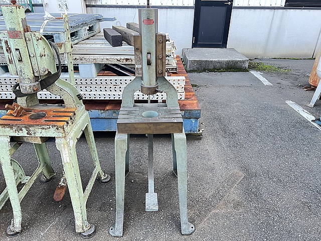 C181495 蹴飛ばしプレス 野口プレス_0