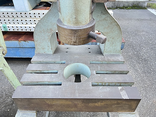 C181495 蹴飛ばしプレス 野口プレス_1