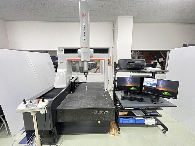 C180300 ＣＮＣ三次元測定機 ミツトヨ CRYSTA-Apex V7106_0