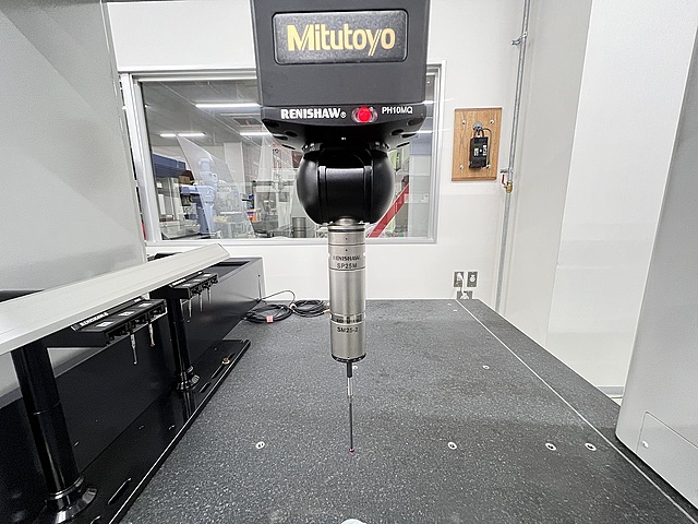 C180300 ＣＮＣ三次元測定機 ミツトヨ CRYSTA-Apex V7106_3