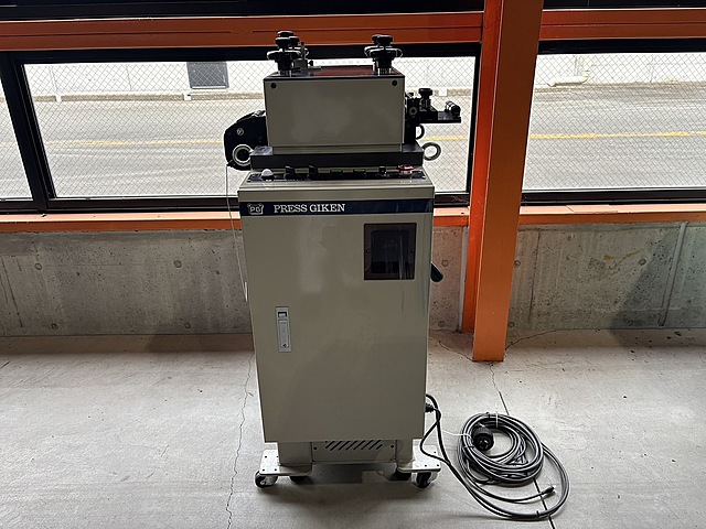 H019613 精密ロールレベラー プレス技研 FL-100