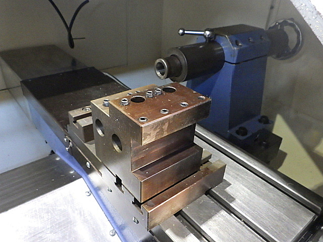 H018136 櫛刃型ＮＣ旋盤 長谷川 J24_3