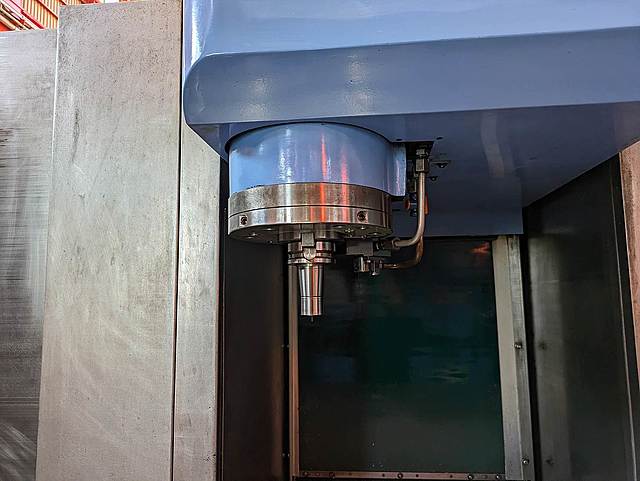 P009026 立型マシニングセンター ヤマザキマザック VTC-200C_5