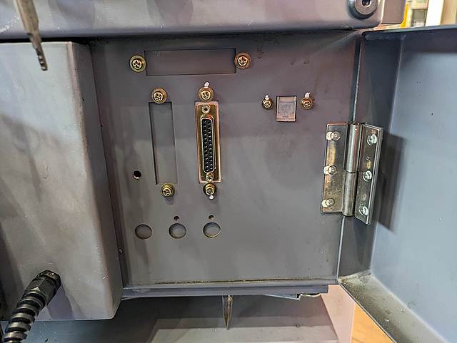 P009026 立型マシニングセンター ヤマザキマザック VTC-200C_12