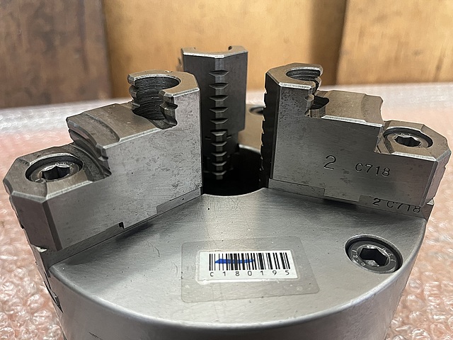 C180195 スクロールチャック -- 6吋_2