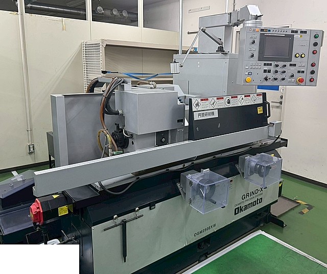 P008989 ＮＣ円筒研削盤 岡本工作 OGM250EXⅢ