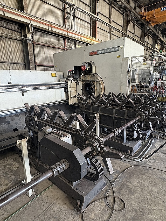 G005952 三次元レーザー加工機 ヤマザキマザック 3D FABRI GEAR 300_0