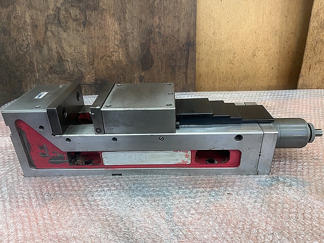 C180048 精密マシンバイス ナベヤ FA125