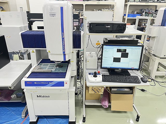 C172475 画像測定機 ミツトヨ QVH1-X302P1L-D(365-170)_0