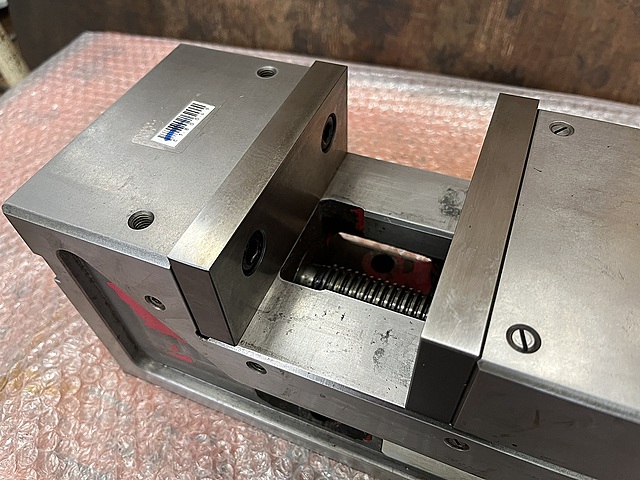 C180049 精密マシンバイス ナベヤ FA125_1