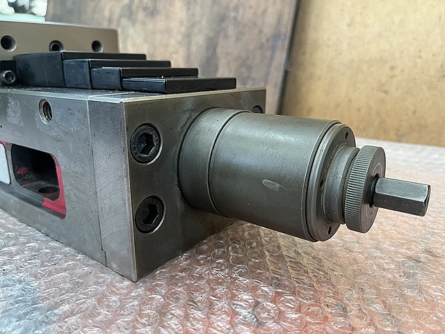 C180049 精密マシンバイス ナベヤ FA125_5