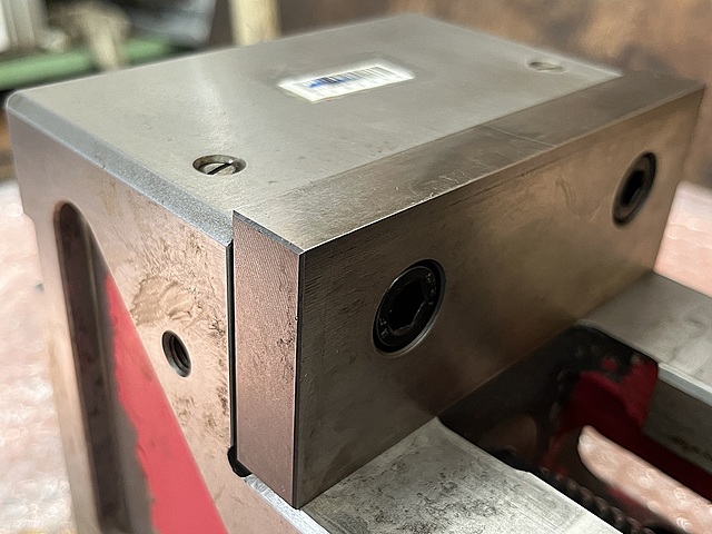 C180046 精密マシンバイス ナベヤ FA125_2