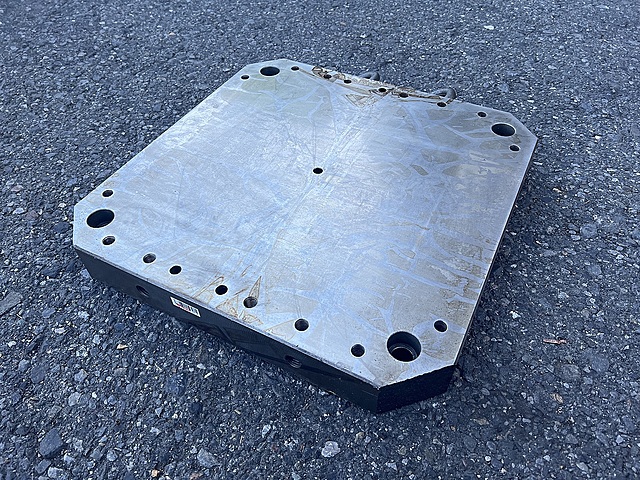 C181897 テーブル --_0