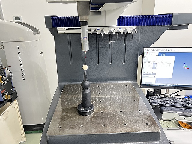 C181906 三次元測定機 東京精密 DuraMax5/5/5_2