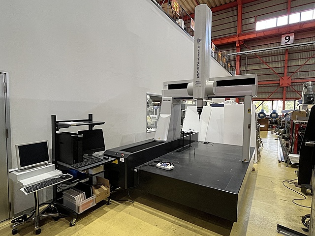 C181718 三次元測定機 ミツトヨ Crysta-Apex S122010_0