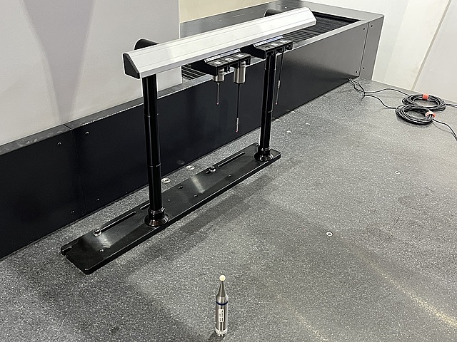 C181718 三次元測定機 ミツトヨ Crysta-Apex S122010_3