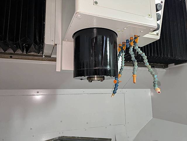 P008949 立型マシニングセンター オークマ MB-56VA_4