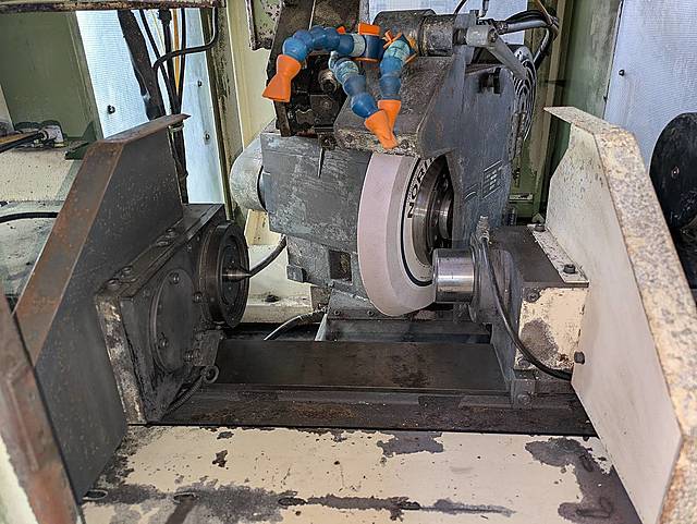 P008175 ＮＣアンギュラ円筒研削盤 ツガミ G18AB_2