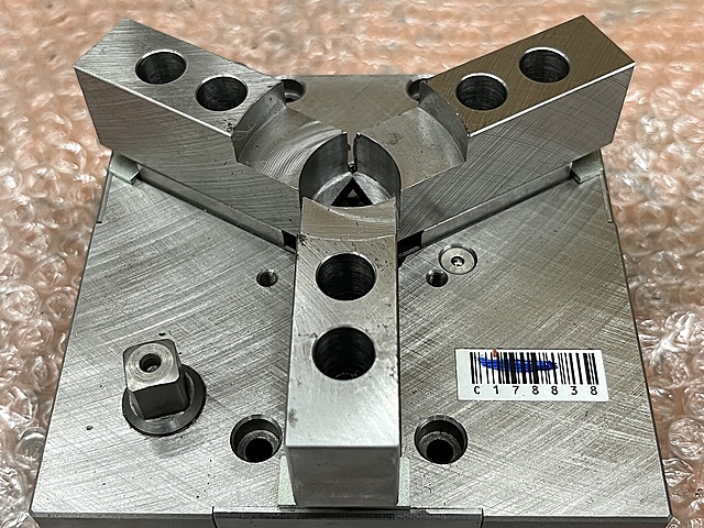 C178838 マシニングチャック カワタテック Y-120_1